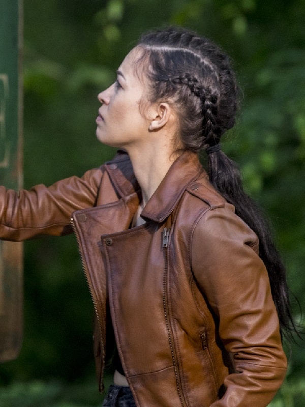 Christian Serratos Wear Brown Leather In Drama Series The Walking Dead