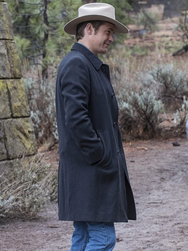 Timothy Olyphant Wearing A Wool Coat In TV Series Justified Raylan Givens