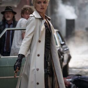Erin Richards Wearing White Wool Coat In Gotham