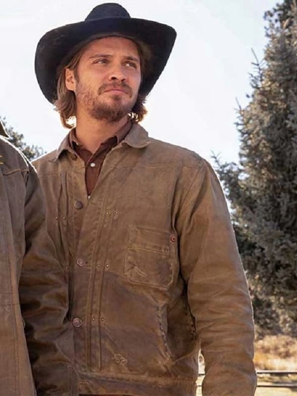 Luke Grimes Wearing Brown Leather Jacket In TV Series Yellowstone as Kayce Dutton