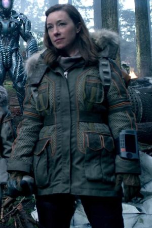 Molly Parker Wearing Cotton Jacket In Lost in Space