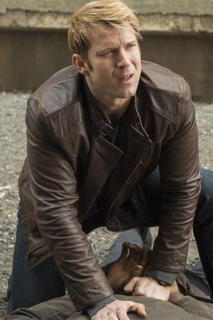 Wil Traval Wearing Brown Leather Jacket In Jessica Jones Series