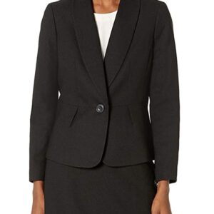 A Women Wearing 1 Button Shawl Collar Suit