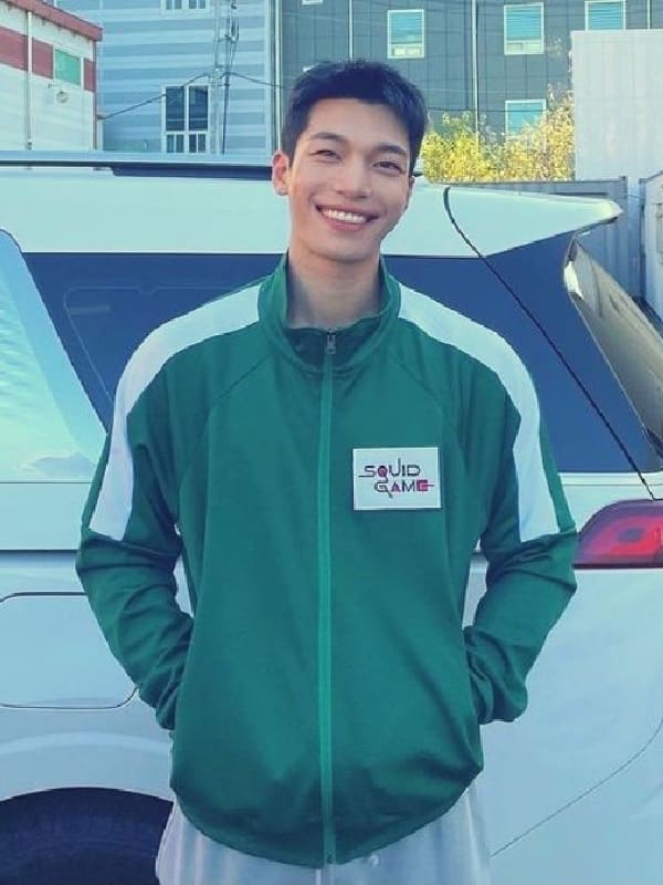 Wi Ha-joon Wearing Green Tracksuit Jacket In Squid Game
