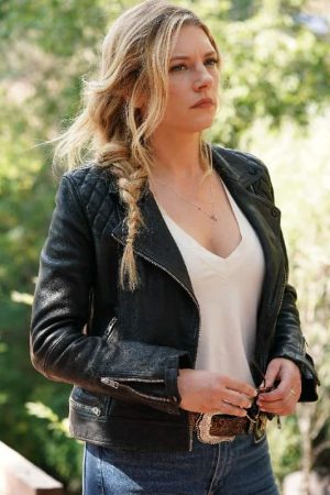 Katheryn Winnick Wearing Black Quilted Leather Jacket In Big Sky as Jenny Hoyt