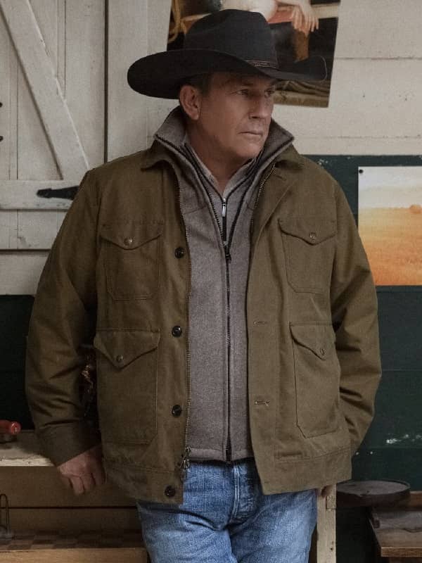 Actor Kevin Costner Wearing Green Cotton Jacket In The Yellowstone TV Series as John Dutton