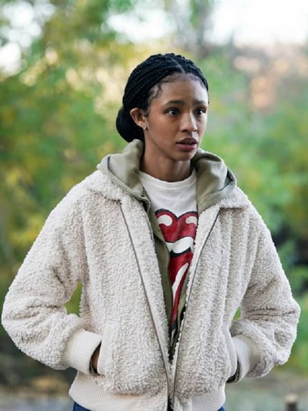Actress Troy Leigh-Anne Johnson Wearing Fluffy Jacket In TV Series Big Sky as Harper